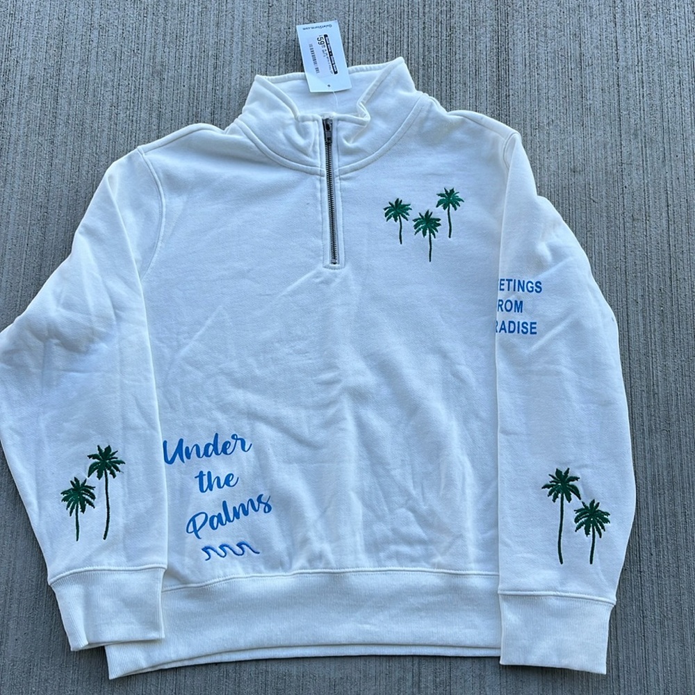 BEACH THEMED 3/4 ZIP SWEATSHIRT